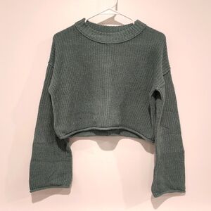 Wild Fable green/blue cropped cable knit sweater, bell sleeves - S